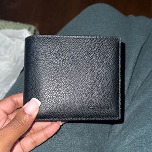 Black Leather Men's Wallet
